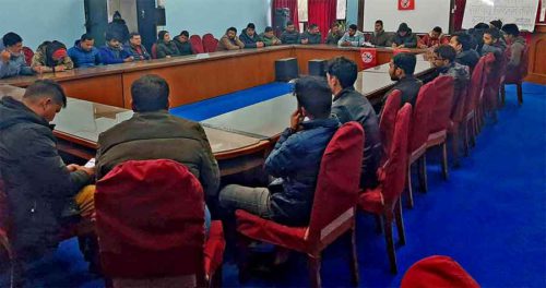 स्ववियू चुनावमा जुटेका नेबिसंघका नेता कार्यकर्ताले कांग्रेससँग तत्काल मागे केन्द्रीय समिति