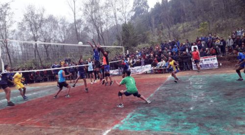 जिल्ला स्तरीय खुल्ला भलिबल प्रतियोगिताको उपाधी कालिका एग्रोभेटलाई