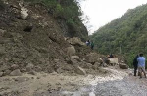 पाल्पा बुटबल सडक खण्ड दैनिक आठ घण्टा बन्द हुने