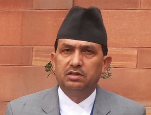 ७ आरोपसहित स्वास्थ्यमन्त्री ढकालविरुद्ध अख्तियारमा उजुरी