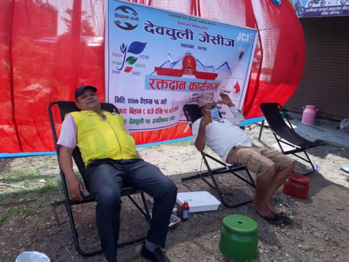 देवचुली जेसिज र विपतमा हामी अभियानको आयोजनामा रक्तदान कार्यक्रम सम्पन्न