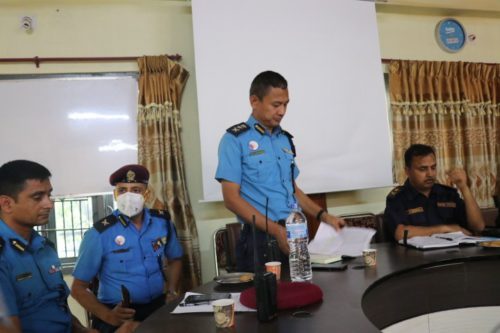 चितवनका २ पत्रकारलाई प्रहरीले गरेको दुर्व्यवहारको घटनाप्रति प्रशासनले माग्यो माफि