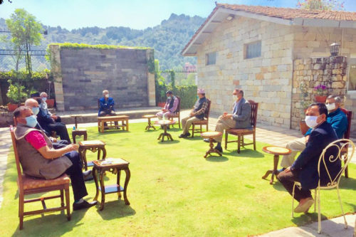 सीमा क्षेत्रमा आइपुगेका नेपालीलाई देशभित्र ल्याऊ : कांग्रेस