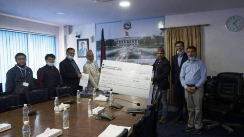 पुर्व राजा ज्ञानेन्द्रले घोषणा गरेको दुई करोड कोरोना रोकथाम कोषमा जम्मा गरे