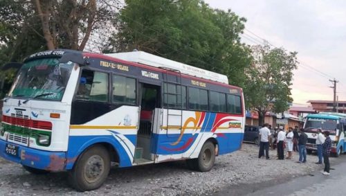 गैंडाकोटमा रोकिएका १ सय ६० यात्रुलाई बाग्लुङ पठाईयो