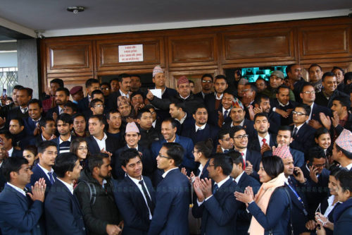 सबै राष्ट्रसेवक कर्मचारीको १ लाखको कोरोना बिमा निःशुल्क