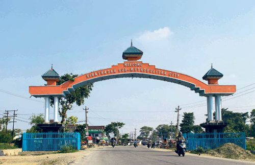 मजदुर घरवाटै आउजाउ गरेर बिराटनगरका कारखाना संचालन