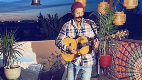 दिवेश अमेरिकन आइडलको उत्कृष्ट ७ मा