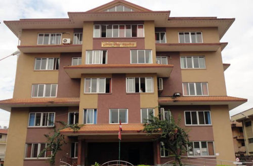 आठ हजार नयाँ  कर्मचारीको भर्ना रोकियो :  नयाँ विज्ञापन प्रकाशन करिब एक वर्ष रोकिने सम्भावना