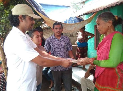 मृतकका परिवारलाई ट्रस्ट मार्फत भण्डारीको आर्थिक सहयोग