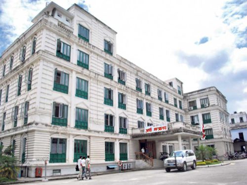 सरकारले सार्वजनिक गर्‍यो ८ अर्व ३९ करोडको कोरोना खर्च, स्वास्थ्य भन्दा रक्षा मन्त्रालयको खर्च बढी