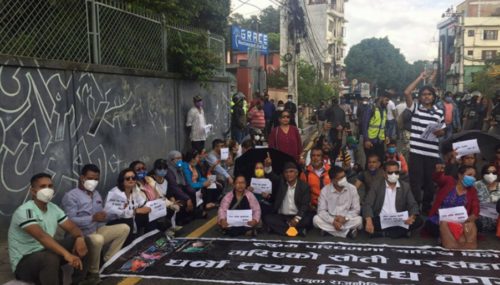 प्रधानमन्त्रीलाई ज्ञापनपत्र बुझाउन गएका सांसद सहित दलित अधिकारकर्मी पक्राउ