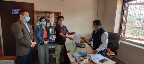 स्वास्थ्य मन्त्री ढकालमाथि छानबिन माग गर्दै  अख्तियारमा उजुरी