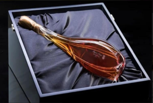 विश्वकै महँगो रक्सी, एक बोतलको पैसाबाटै महँगो कार