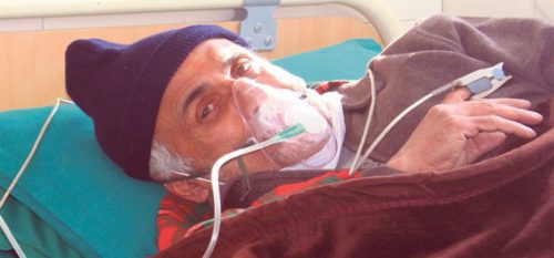 डा. गोविन्द केसी अनसन तोड्दै, चिकित्सक संघद्वारा संघर्षका कार्यक्रम फिर्ता