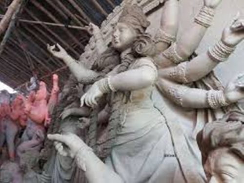 कोरोनाका कारण सीमित ठाउँमा मूर्ति स्थापना