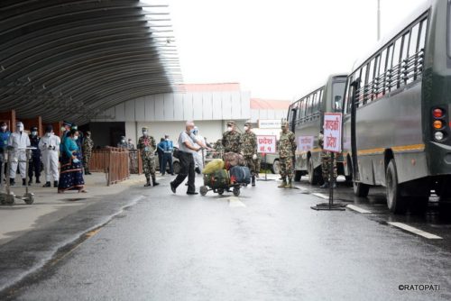 ३२ देशबाट १ लाख २३ हजार बढी नेपाली स्वदेश फर्किए