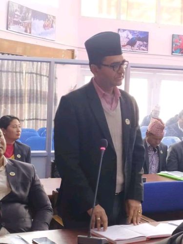 नारायणी नदि कटान रोक्न तत्काल दीर्घकालीन योजना ल्याउन सांसद लामिछानेको माग