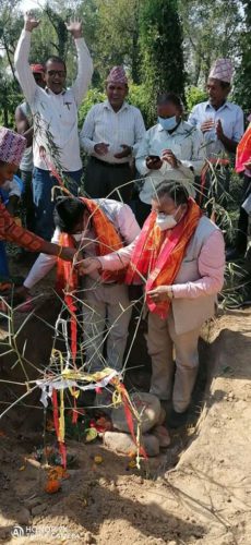 सांसद कण्डेलद्वारा  राम मन्दिरको शिलन्यास