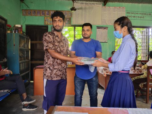 जन्मदिनमा अनेरास्ववियुका नेता सापकोटाद्वारा एक जना विद्यार्थीको अभिभावकत्व ग्रहण