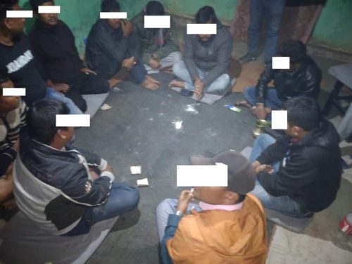 मध्यविन्दु नगरपालिकाको छुट्टाछुट्टै दुई ठाउँमा जुवा खेलिरहेका २२ जना पक्राउ