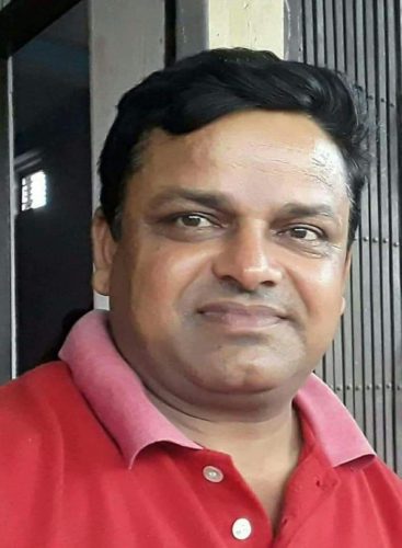 “नझारे आमा आँशुका ढिका मूलबाटो हेरेर, जाँदैन दु:ख आँशुका धारा बर्बरी झारेर”…..