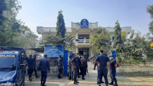 पर्सामा प्रहरी र पोके तस्करबीच झडप, असई घाइते