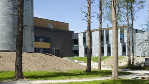 एउटा यस्तो जेल जहाँ जो पनि बस्न चाहन्छ !