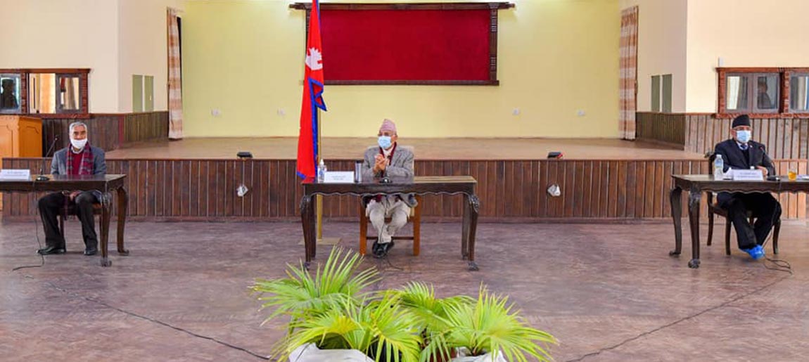 सर्वदलीय बैठकमा देउवाले भने- व्यवस्थाविरुद्ध होइन, सरकारविरुद्ध सडकमा असन्तुष्टि