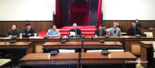 ७ जना मन्त्रीको सामुहिक राजीनामा