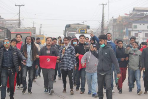 कावासोतीमा नेविसंघ नवलपुरको सिट्ठी जुलुस