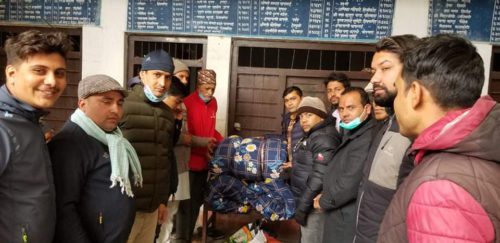 नेविसंघका सदस्य कृष्ण सुवेदीको स्मृतिमा लक्ष्मी नारायण वृद्ध आश्रममा सहयोग हस्तान्तरण