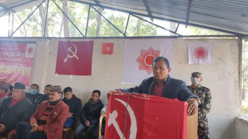 अध्यक्ष नपाएको झोकमा माधव  नेपाल प्रचण्डको पछि लागे: मुख्यमन्त्री गुरुङ