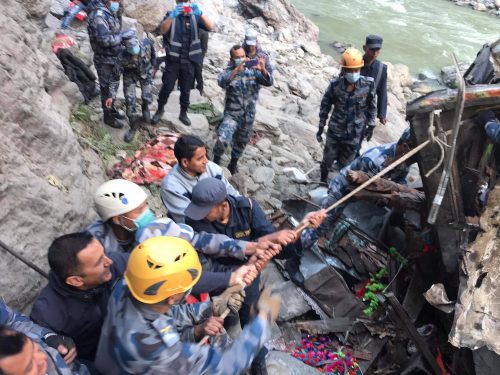 त्रिशूलीमा ट्रक खस्दा चालक र सहचालकको मृत्यु