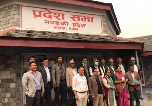 गण्डकी प्रदेश सरकार विरुद्ध अविश्वासको प्रस्ताव दर्ता : नयाँ मुख्यमन्त्रीमा नेपाली प्रस्ताव