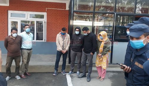 यी हुन् पक्राउ परेका ७ ‘नक्कली डाक्टर’, को कहाँ कार्यरत थिए?