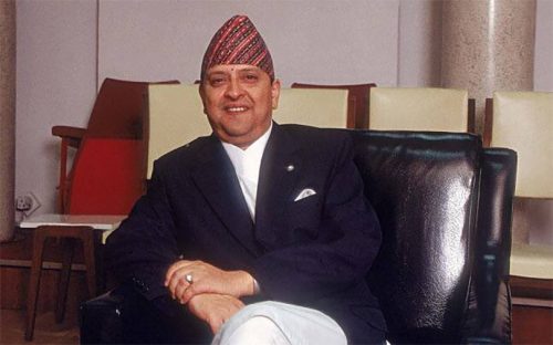पूर्वराजा ज्ञानेन्द्र शाह दम्पतीलाई कोरोना संक्रमण
