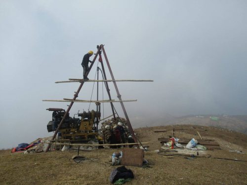 धौवादीको खानीबाट निस्कने फलामबाट छड र रेलको लिक बनाउन सकिने