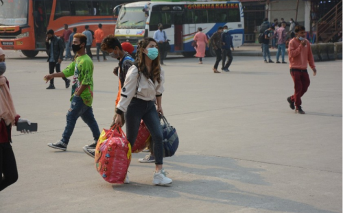सङ्क्रमणको दोस्रो लहर : शहर रित्तियो, गाउँमा जोखिम