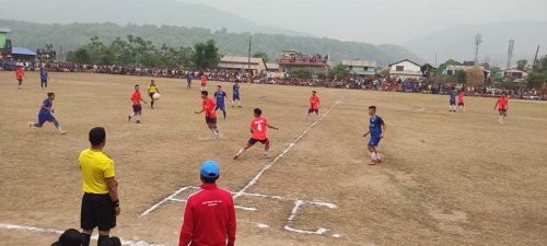 दोस्रो देवचुली मेयर कप फुटबल प्रतियोगिताको उपाधि गैंडाकोट फुटबल क्लबलाई