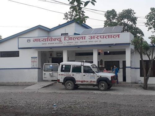 मध्यविन्दु जिल्ला अस्पतालमा कोभिडका बिरामीले भरिए अक्सिजन सहितको बेड