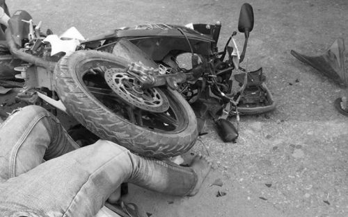 सर्दीमा मोटरसाइकलको ठक्करबाट १ जनाको मृत्यु