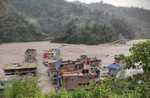 बाढी पहिरोबाट ६ जनाको मृत्यु, २७ बेपत्ता: १३ जिल्ला प्रभावित
