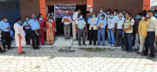 नवलपुरमा शिक्षकहरूको धर्ना