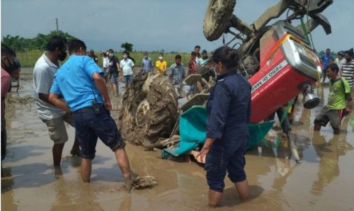 खेत जोत्नेक्रममा ट्रयाक्टरले च्यापिएर न्यौपानेको मृत्यु