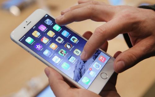 साउन एकदेखि ‘अवैध’ मोबाइल नचल्ने, मोबाइल उपहार पाउनेहरू त्रसित