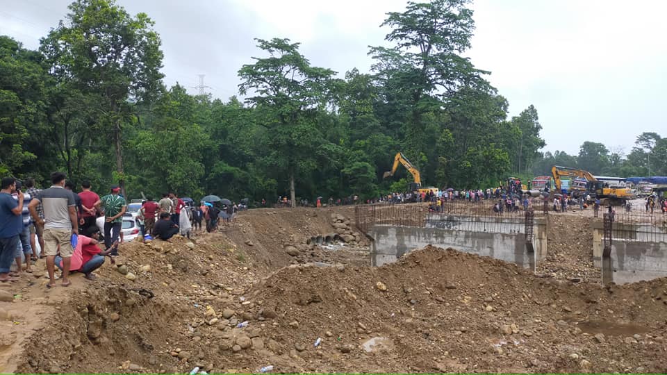 नारायणघाट बुटवल सडक : २९ महिनामा ८.५ प्रतिशत मात्रै काम, प्रशासनलाई टेर्दैन चिनिया कम्पनी