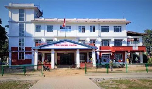 चितवनमा फेरि कडा निषेधाज्ञा : सवारीमा जोरबिजोर, अन्य सेवामा समय तोकियो