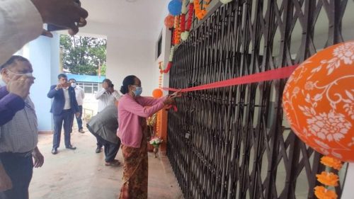 १२ करोड ८ लाखको लागतमा निर्मित कावासोती नगरपालिकाको प्रशासकीय भवनको उदघाटन