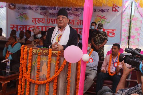 केपी ओलीले फेरि चलखेल गरे राजनीतिबाटै निकाल्ने प्रचण्डको चेतावनी